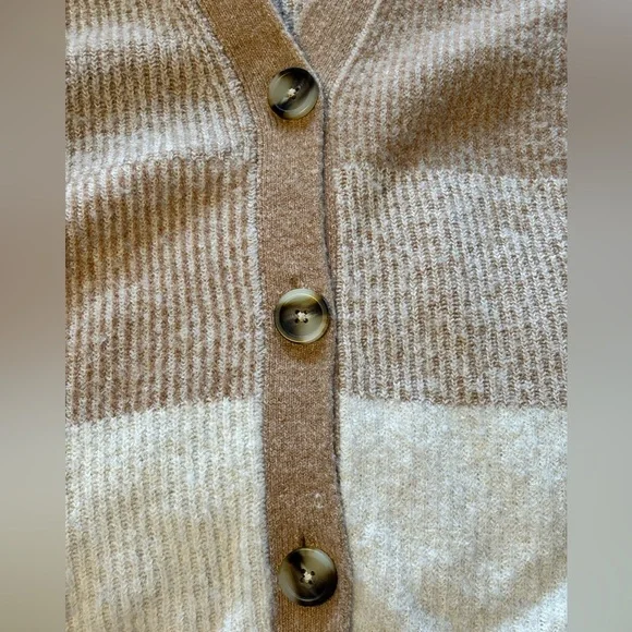 Madewell Sweaters - Bundle of 2 - Women’s Size Medium - Picture 6 of 15